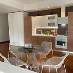 Luxury Spacious Flat With A Lovely Terrace Apartment *