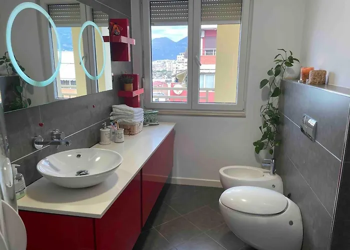 Διαμέρισμα Luxury Spacious Flat With A Lovely Terrace Τίρανα